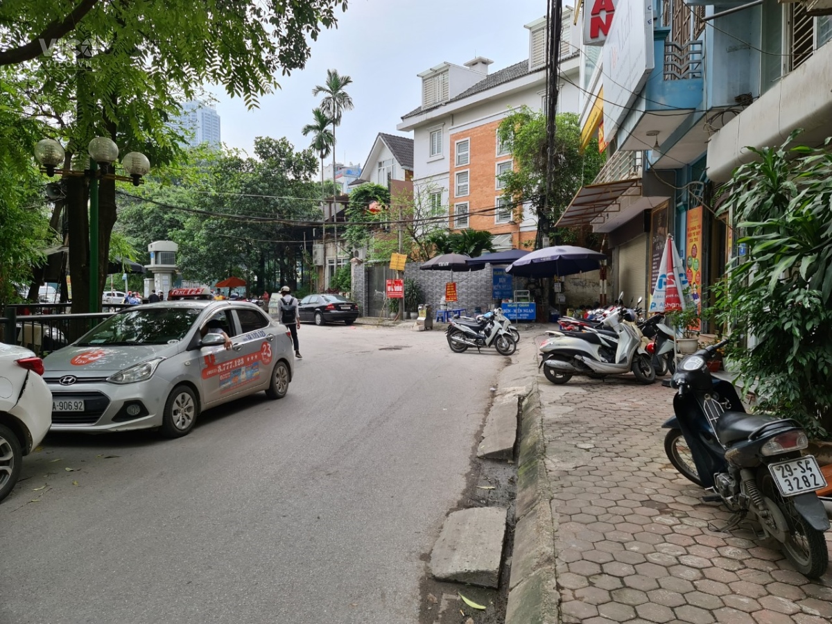 Nhà phân lô Nguyễn Khánh Toàn, ô tô qua nhà, kinh doanh đỉnh, 66m