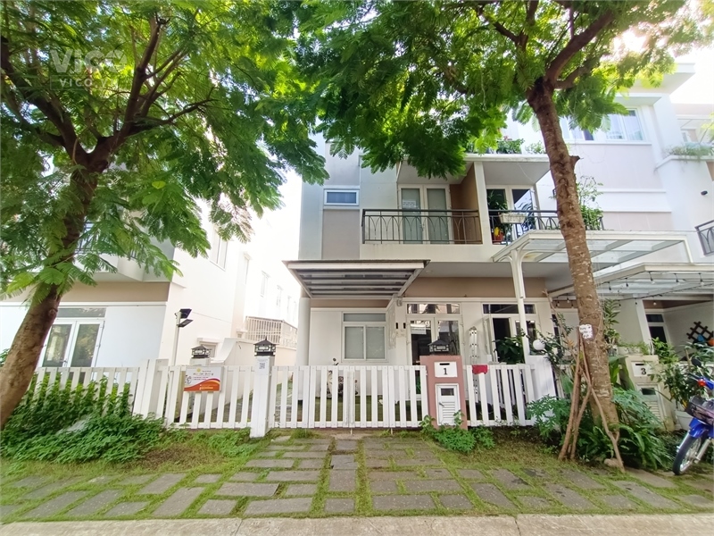 Cho thuê nhà phố liền kề lovera park KDC phong phú 4