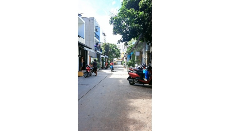 BÁN NHÀ QUẬN BÌNH TÂN, HẺM XE HƠI THÔNG, 63M2 GIÁ 5 TỶ