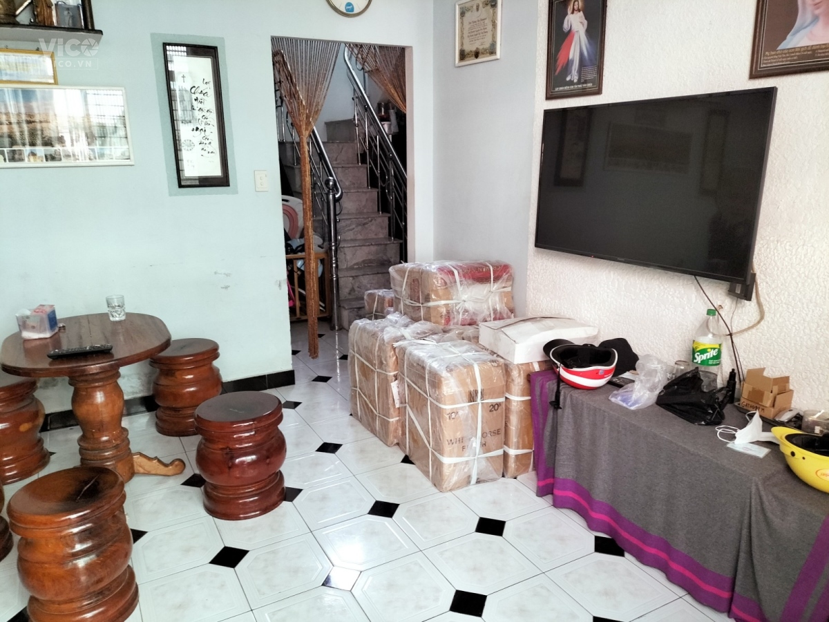 Nhà Lê Duẩn, 3 tầng, kiệt thông thoáng, gần MT, KD nhỏ