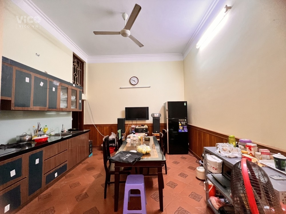 Bán gấp nhà phố Hoàng CầuĐống Đa, DTXD75m2, mặt tiền 6,8m, nhỉnh 21 tỷ. 0338080356