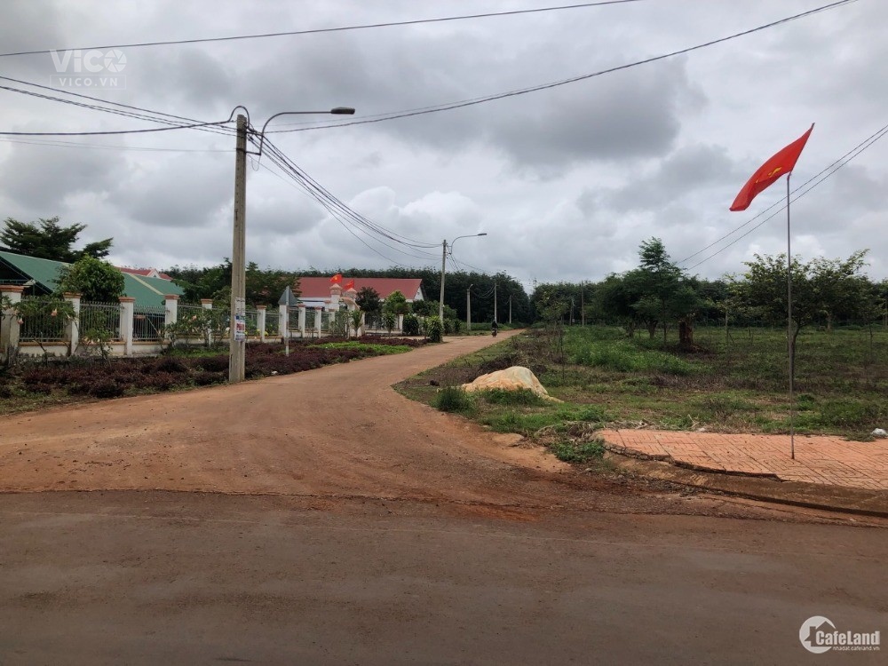 Còn duy nhất lô cặp diện tích rộng 264m2 full thổ cư giá chỉ 1 tỷ 799 tại Đăk Lăk
