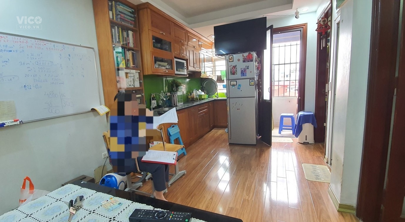 Hào Nam, Đống Đa, nhỉnh 1 tỷ, 2 ngủ, sổ đỏ đẹp, 48m2, 2 thoáng, đủ công năng, ở ngay