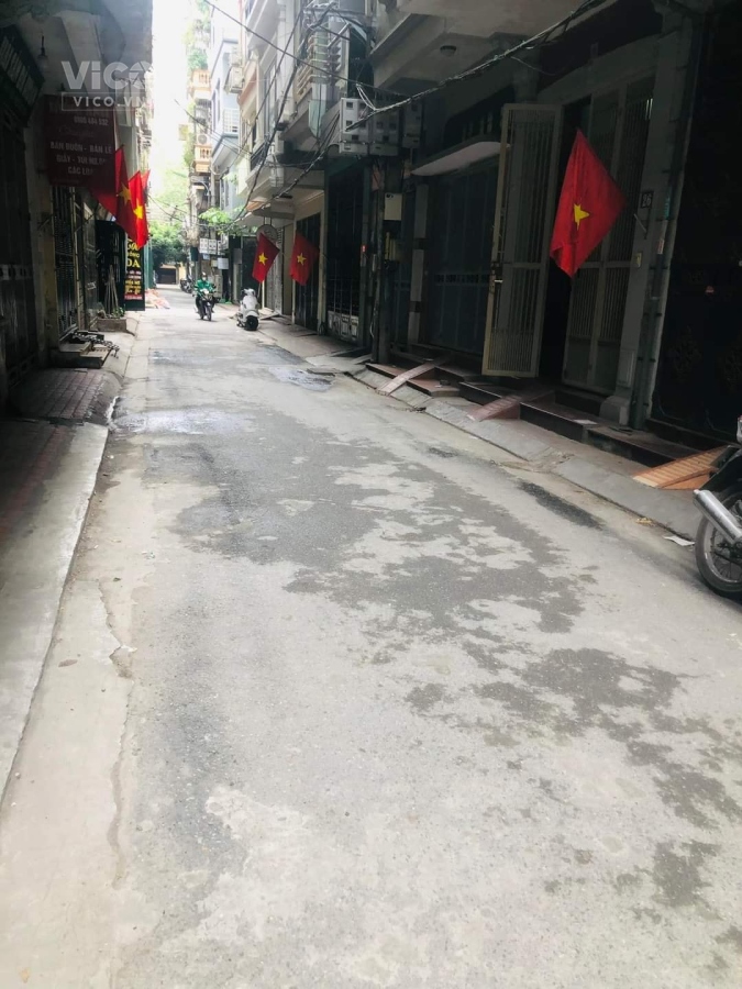 Bán Nhà Phân Lô Phố Phan Văn Trường Cầu Giấy 5 Tầng MT6.5M Chỉ 16.4X Tỷ.