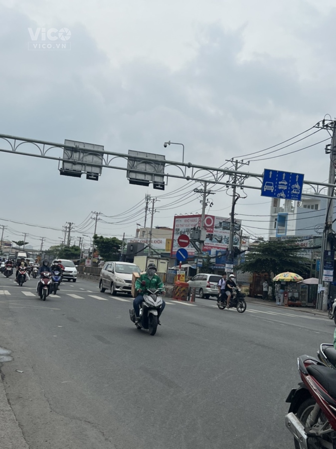 Nhà 2 tầng, 60m2, chỉ 3,3 tỷ, Hẻm Xe Hơi, Ql 13, Thủ Đức, Thương Lượng.