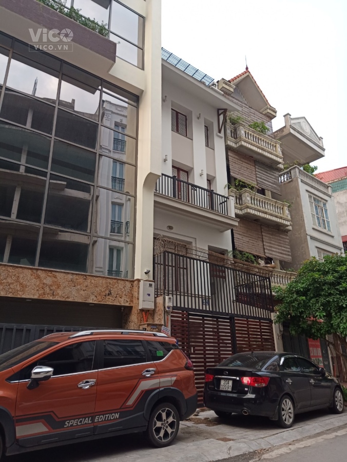 Biệt thự Hồ Tùng Mậu , đường 15m, vỉa hè, ô tô dừng đỗ, thang máy, 150m chỉ 21 tỷ