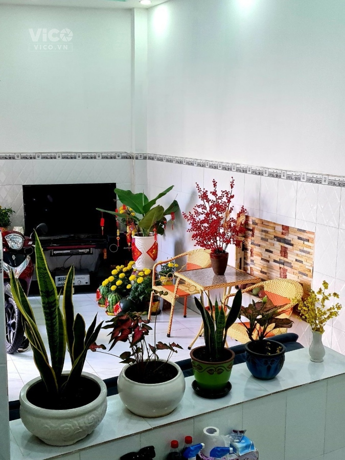 Nhà HXH ngay Hậu Giang Quận 6 42m2 2 tầng sát mặt tiền nhỉnh 3 tỷ