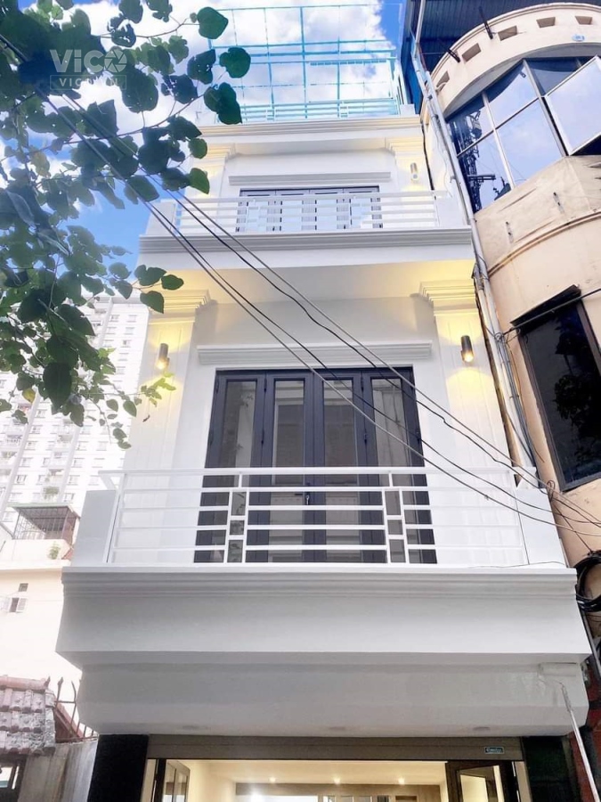 SIÊU PHẨM TRUNG TÂM ĐỐNG ĐA, Ô TÔ 5 CHỖ NGỦ TRONG NHÀ, LÔ GÓC, NHÀ MỚI KOONG