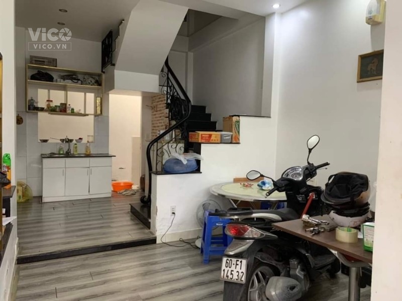 Nhà HXT Tây Thạnh Tân Phú 4 Tầng BTCT, sân rộng để 6 xe máy.