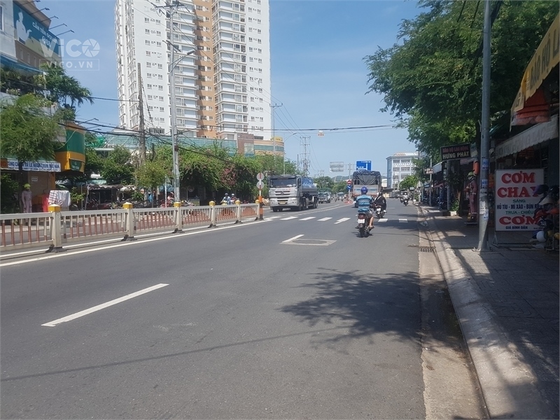 Cho thuê nhà 1t2l mặt tiền ngã 3 chí linh đường 30/4, tp.vũng tàu
