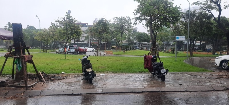 Căn duy nhất Mặt tiền Hải Châu Bán đất tặng nhà 2 tầng
