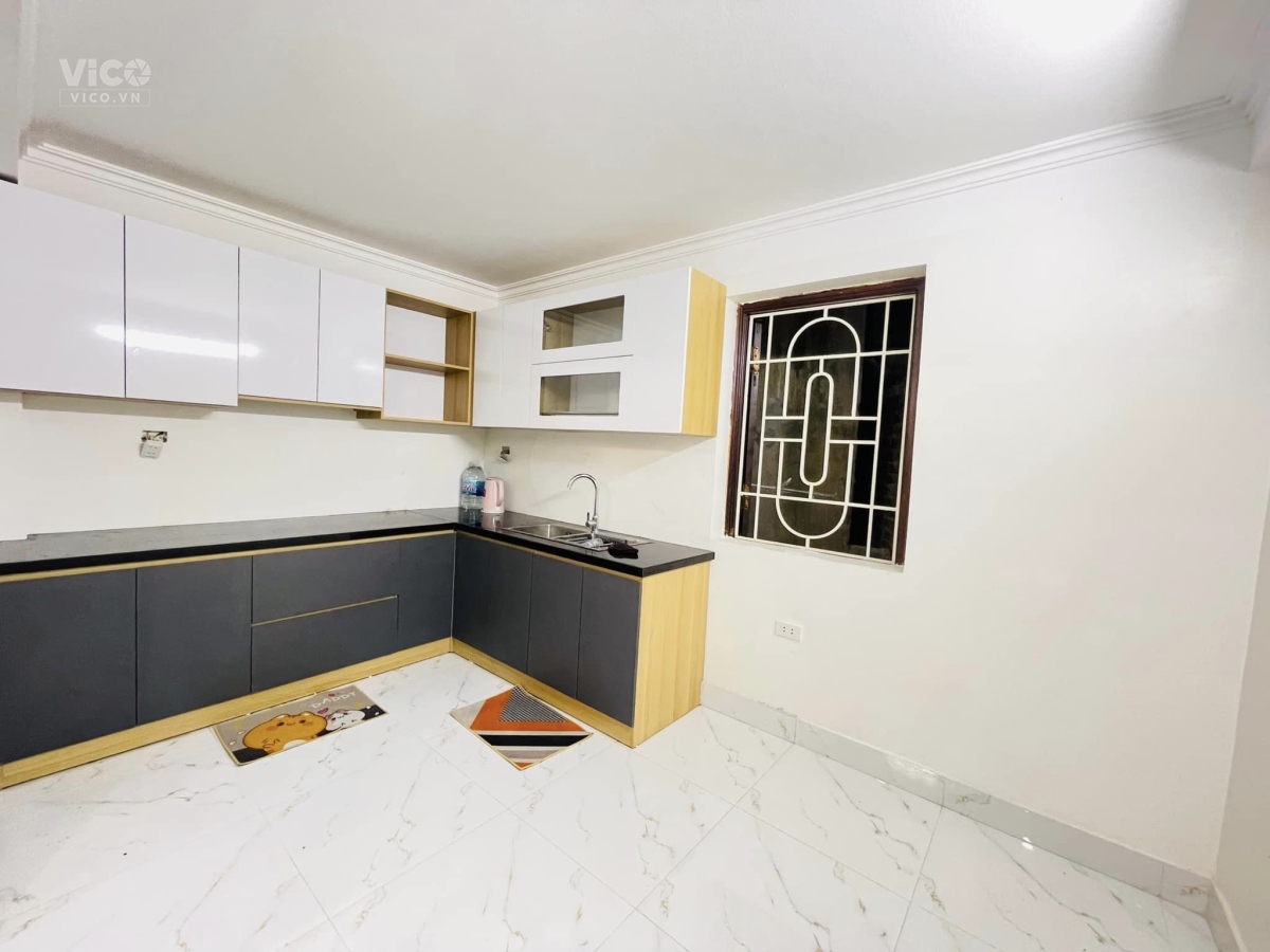 BÁN NHÀ LẠC LONG QUÂNCẦU GIẤY2 THOÁNGSỔ VUÔNGTẶNG FULL NỘI THẤTDT42M GIÁ 4.95 TỶ