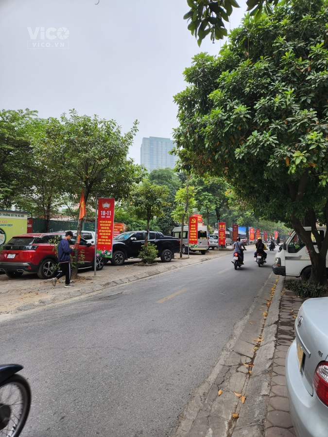 Biệt thự lô góc khu Trung Văn Lê Văn Lương Hà Nội 27 tỷ.