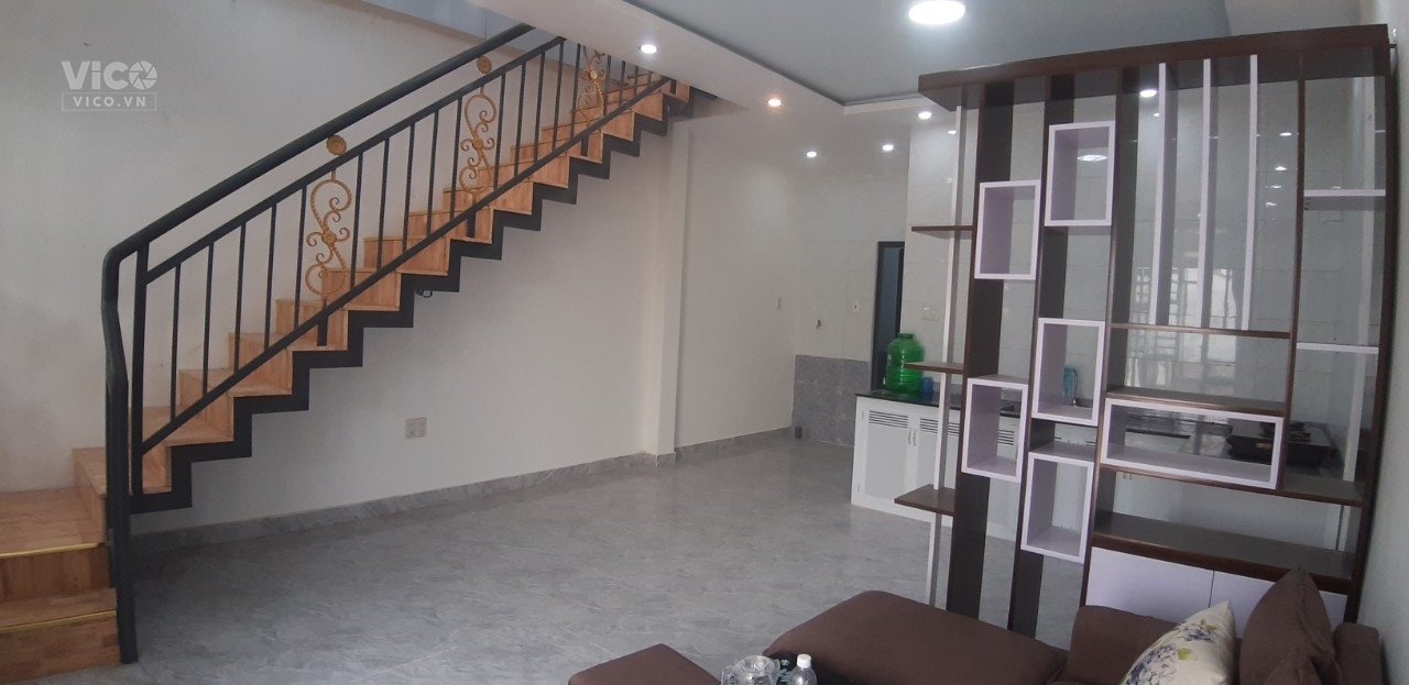 Cần tiền bán gấp nhà giá rẻ 2 tỷ đường Nguyên Tử Lực, Đà Lạt