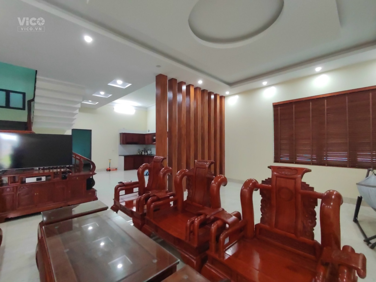 TÔI CẦN BÁN LÔ GÓC SẴN NHÀ 2.5 TẦNG TẠI TP BẮC NINH
