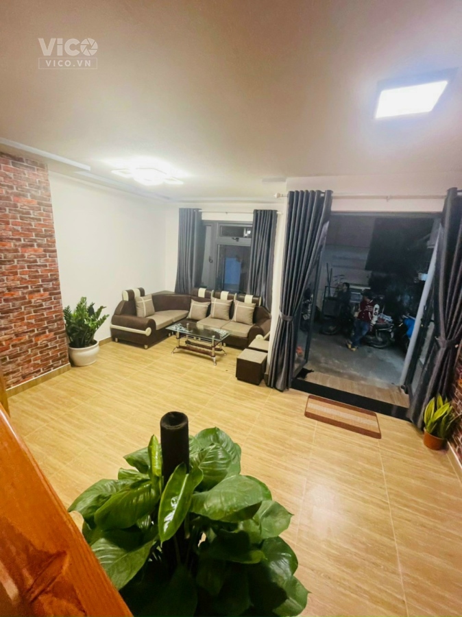 Cần bán nhanh căn nhà mới xây trên đường Nguyễn Công Trứ, Phường 8, TP. Đà Lạt, giá 3,5 tỷ
