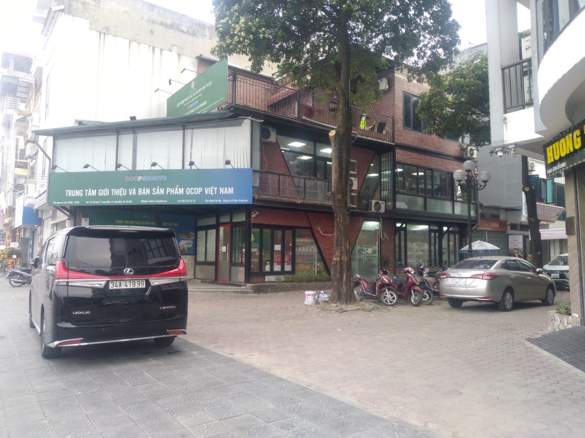 Cần bán gấp lô đất phố Cổ Linh, vỉa hè, KD, ô tô, 52 m2, giá chỉ 8,5 tỷ.