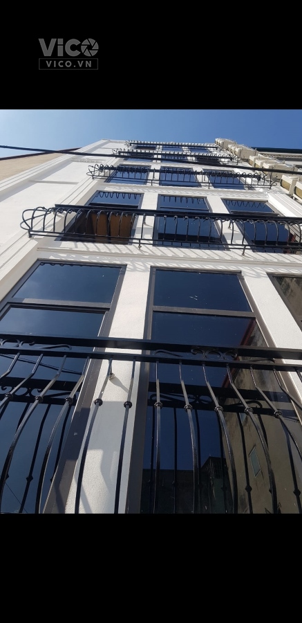 BÁN TÒA DỊCH VỤ CCMN CẦU GIẤY CÓ THANG MÁY 7 TẦNG 15 PHÒNG DOANH THU GẦN 900tr/ NĂM.