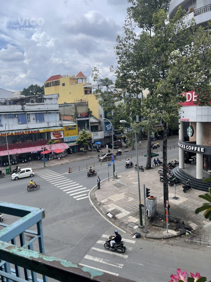 Chính chủ cần bán chung cư mặt tiền đường