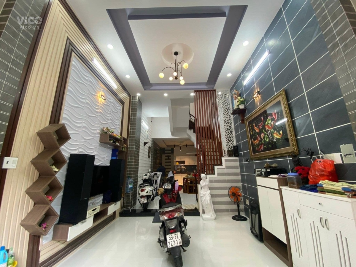 Bán nhà HXH đường QL13, HBP Thủ Đức, 60m2 BTCT 2 tầng, giá 3.9 tỷ