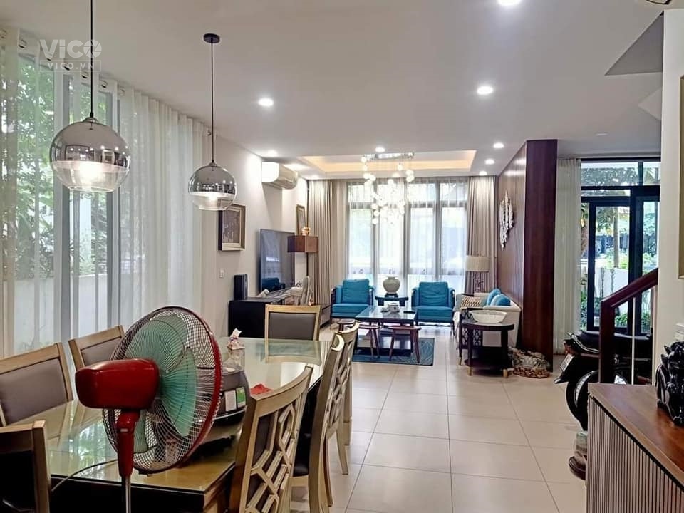 BÁN GẤP NHÀ RIÊNG TẠI TRÂN BÌNH, 5 TẦNG, 45M2, FULL NỘI THẤT, 3.55 TỶ.