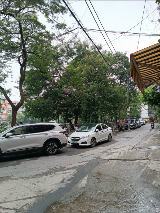 Bán nhà 80m2 x 5 tầng, mt5.5m tại Khương Thượng, Đống Đa, Kinh doanh ô tô view hồ 0382603113.