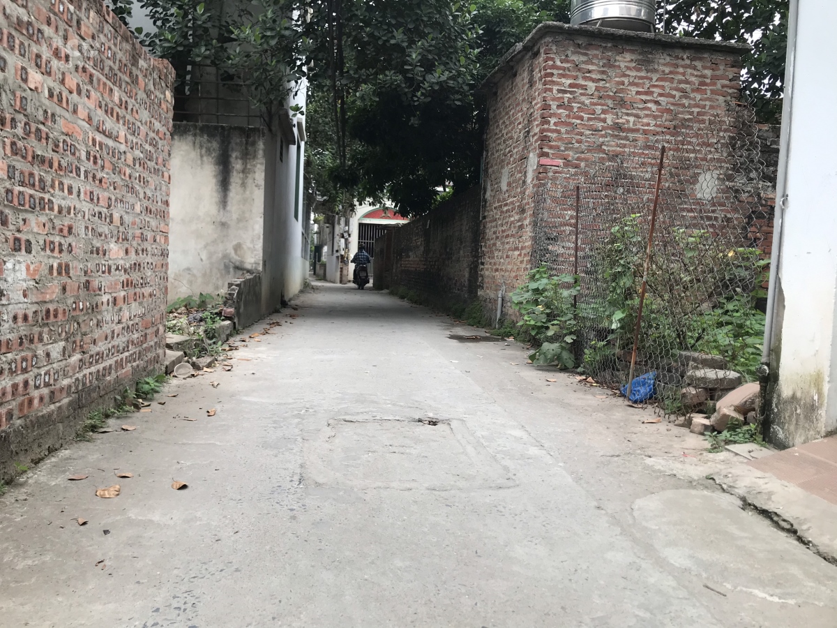 Bán đất Hải Bối ngõ thông tứ phía giá chỉ hơn tỷ gần ngay chợ Bỏi