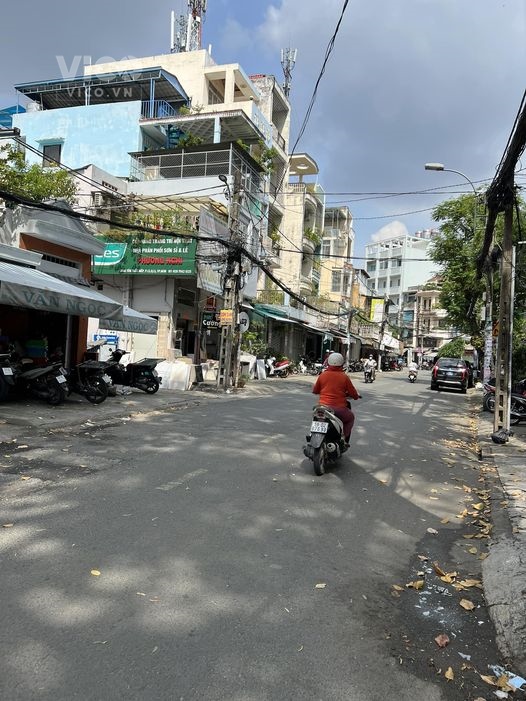 Mặt Tiền Kinh Doanh Hiếm, Tôn Thất Hiệp, Quận 11, 2 Tầng Chỉ Nhỉnh 12 tỷ.