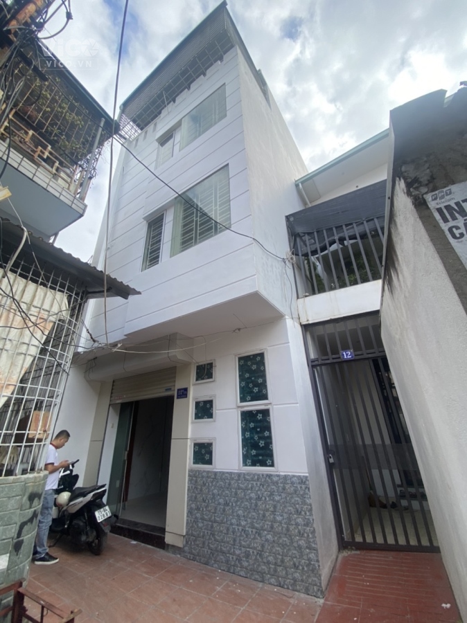 Giảm gía kịch sàn bán nhà Phố Đà Nẵng Diện tích 46m nhà 4 tầng 4 pn 3 vs phòng thờ , sân