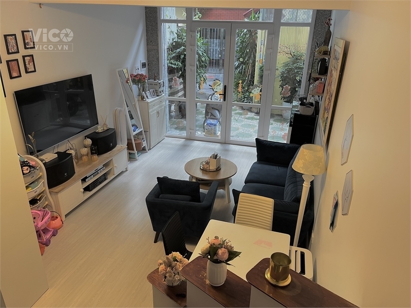 Hàng F0 nhà Chùa Hàng, 35m x 2.5 tầng SĐCC, 2pn, 1 bếp, 1 khách, 1 thờ, 1 sân phơi, 1wc full nt