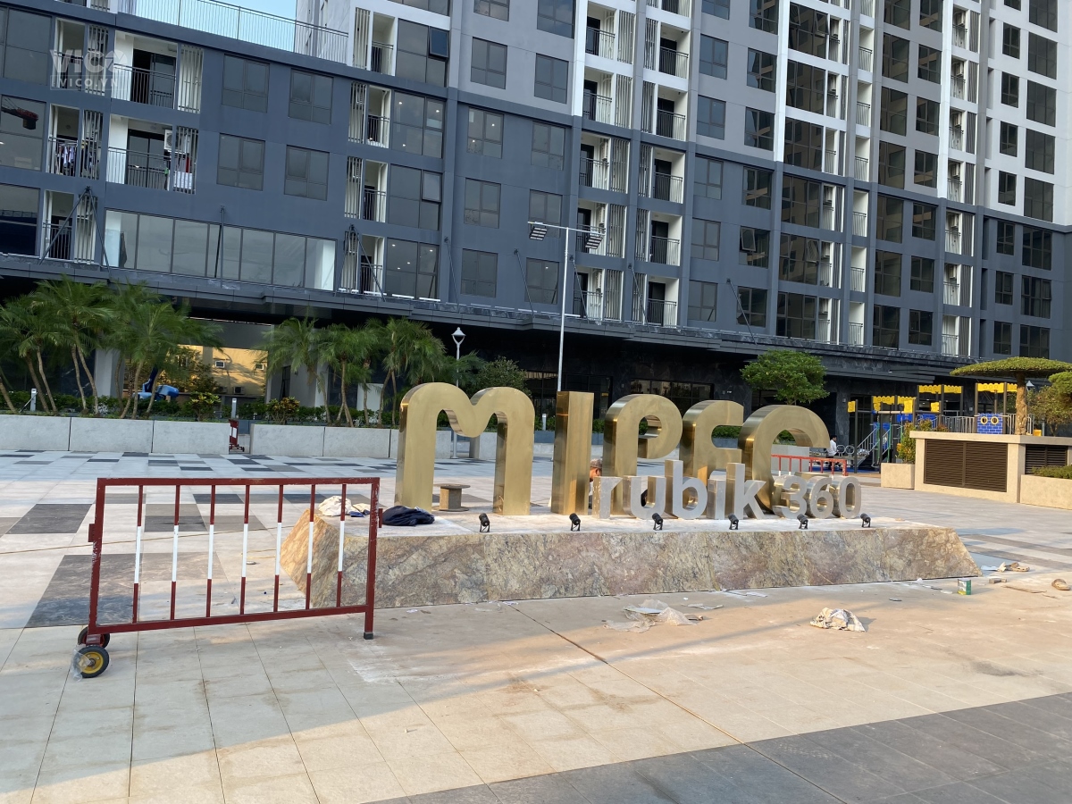 chuyển nhượng 4pn MIPEC Xuân thủy lh 0394392185 giá 7ty350