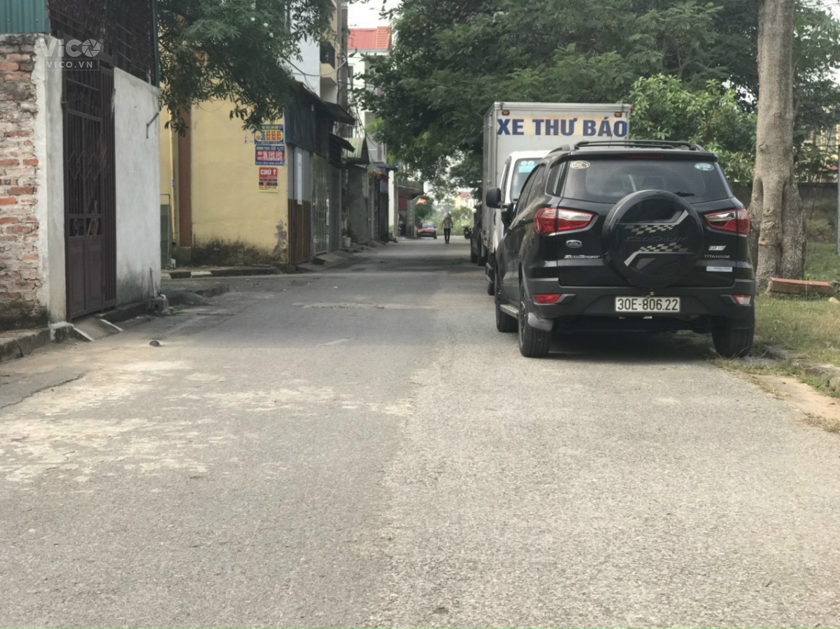 chủ xuống giá cục sâu 60,75m khu tái định cư hương Đình Mai Đình .chỉ nhỉnh tỷ đường rộng 8m ngõ