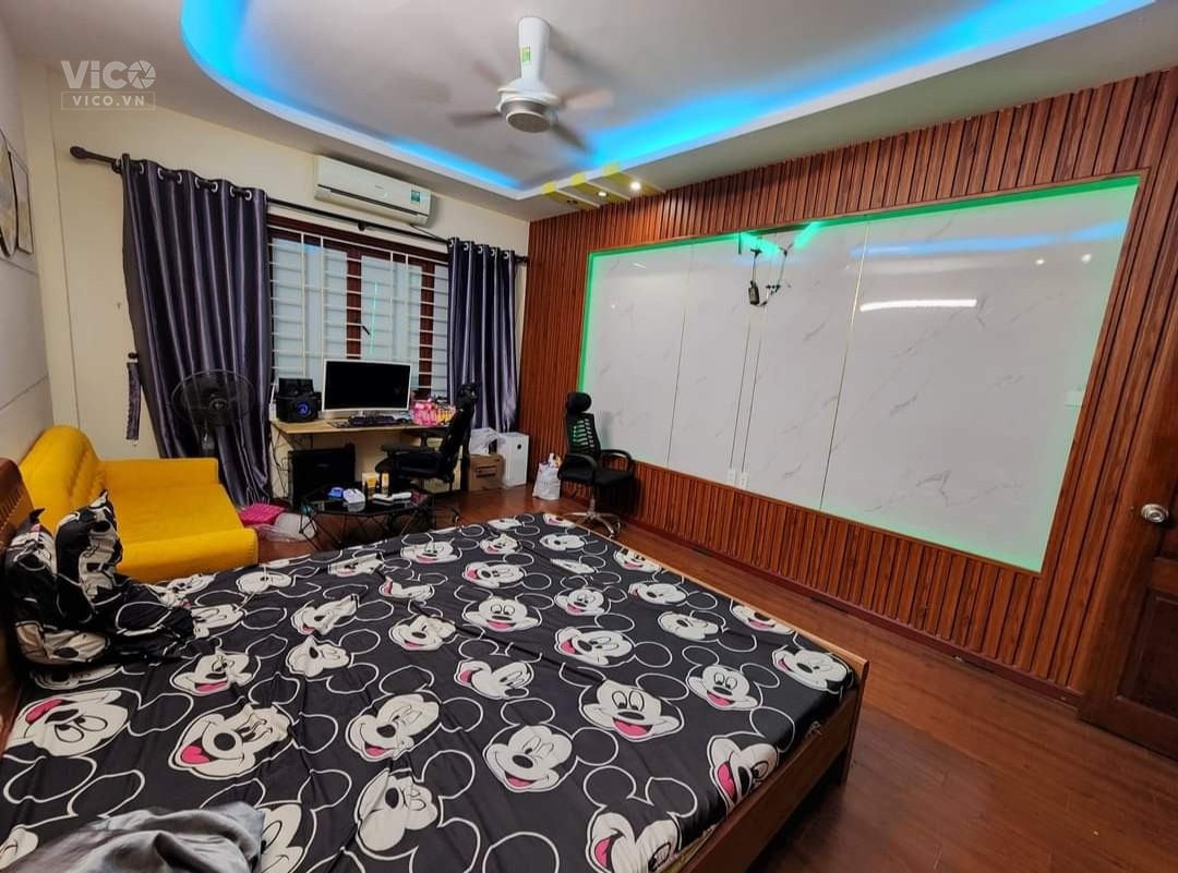 Bán gấp nhà Vạn Phúc, ngõ ba gác. 37m2, 4 tầng, ôtô đỗ 30m, bãi đỗ xe 50m 5, chỉ 3.4 tỷ