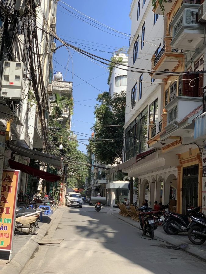 SIÊU HIÊM THANH XUÂN,PHÂN LÔ ,Ô TÔ,KINH DOANH ĐỈNH CHỈ HƠN 5 TỶ.