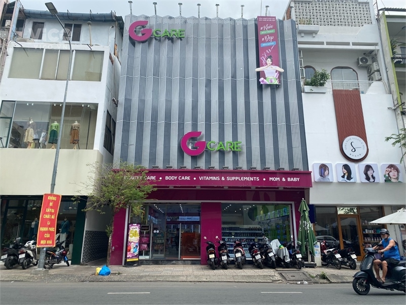 Mặt Tiền Võ Văn Tần Q.3.9,2x15,3m.4 lầu.220tr