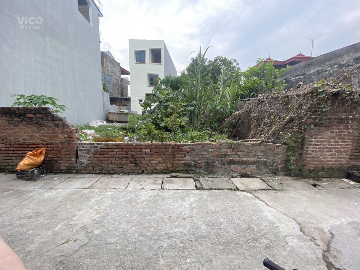 bán gấp trả nợ ngân hàng 50m full thổ cư tại Xuân Bách Quang Tiến SS.