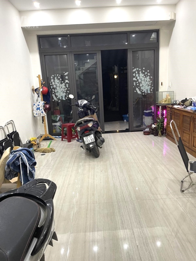 Bán nhà kinh doanh HXH Lũy Bán Bích, 60m2 Tân Phú Chỉ 5 tỷ hơn, 4 Tầng, Tặng NT.