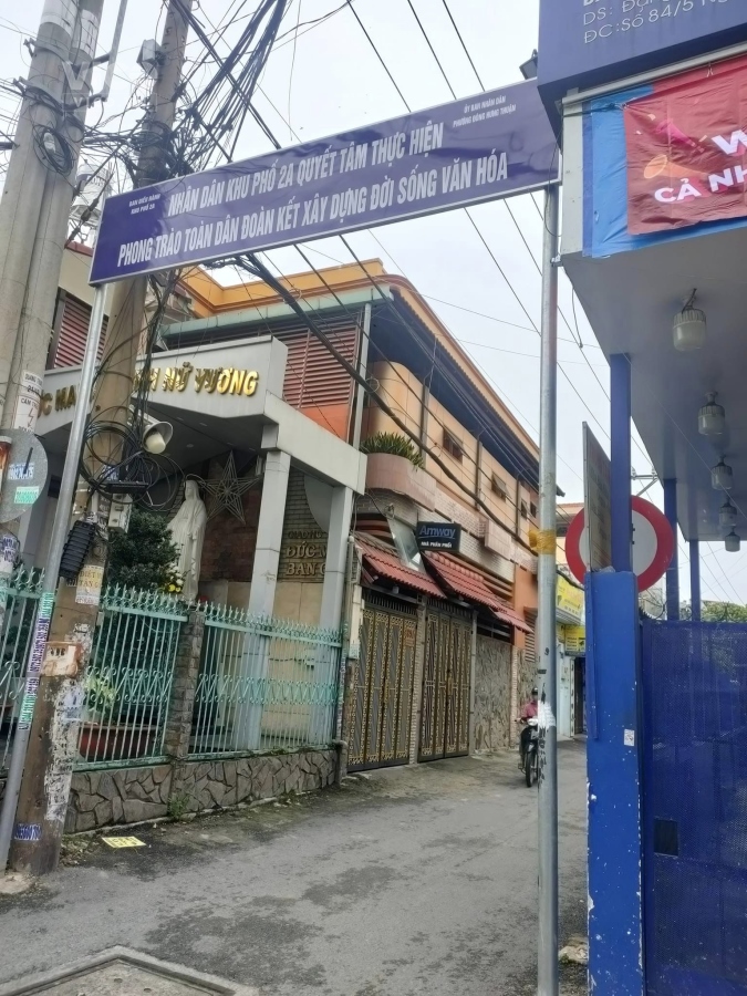 84.7M2 NGANG 8.3M NHÀ CŨ NÁT TIỆN XÂY MỚI NGUYỄN VĂN QUÁ, NHỈNH 3 TỶ