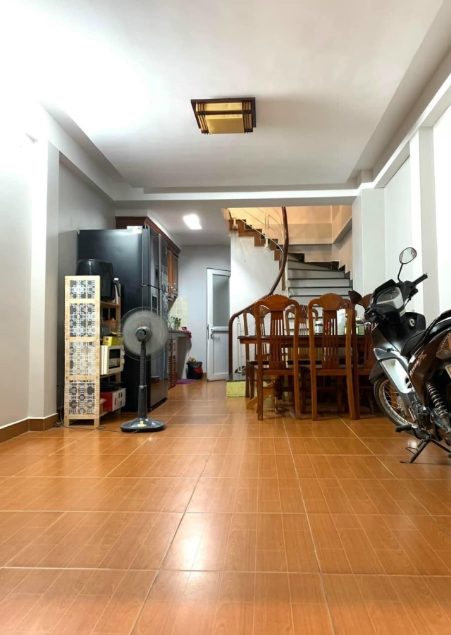 Bán Gấp Nhà Đẹp HXH Trần Văn Cẩn, Tân Phú 70m2 Giá 4.5 Tỷ