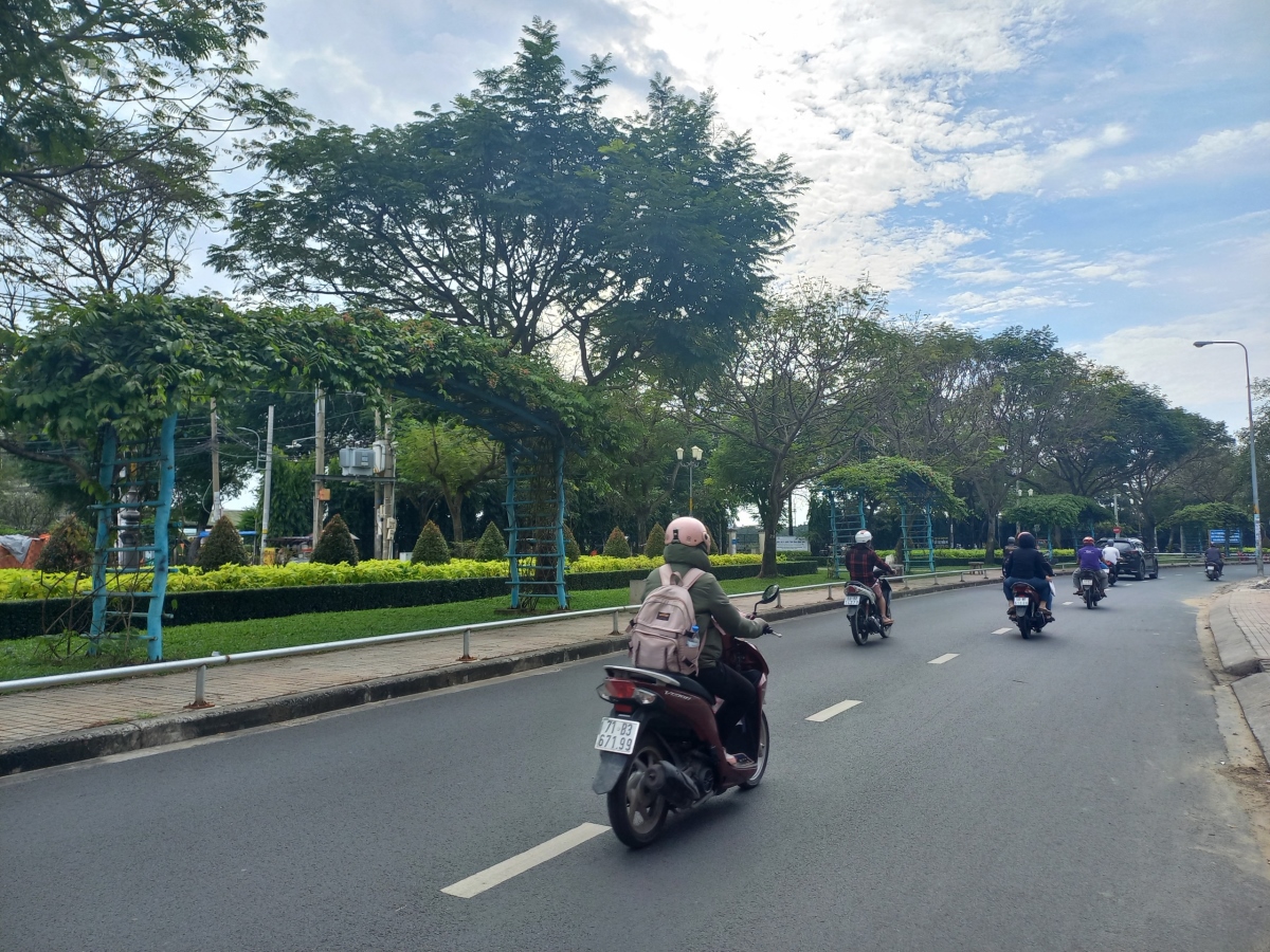GIẢM 500 TRIỆU, NHÀ MTKD, 160M2, NGANG KHỦNG 8,5M, NỞ HẬU, 6 TẦNG, Đ. KÊNH NƯỚC ĐEN, B.TÂN.