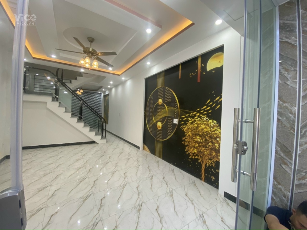 Chính chủ do chuyển đổi công việc cần nhượng lại căn 4 tầng ( sân cổng riêng 4 hộ ) Vị trí