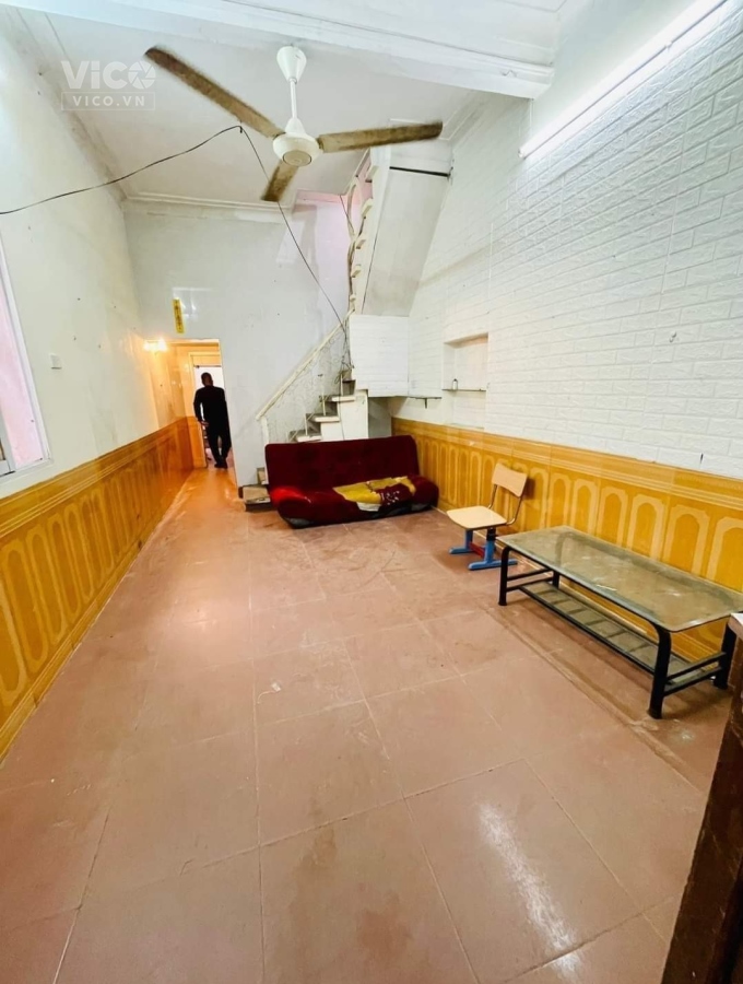 BÁN ĐẤT TẶNG NHÀ NGÔ QUYỀN, ÔTÔ ĐỖ 15M, CÁCH PHỐ VÀI BƯỚC 38M, CẤP 4. GIÁ CHỈ 2.85 TỶ