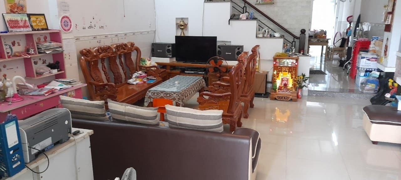 siêu phẩm BX ngã tư ga 5x20, 100m2, 2 tầng, 4 tỷ TL