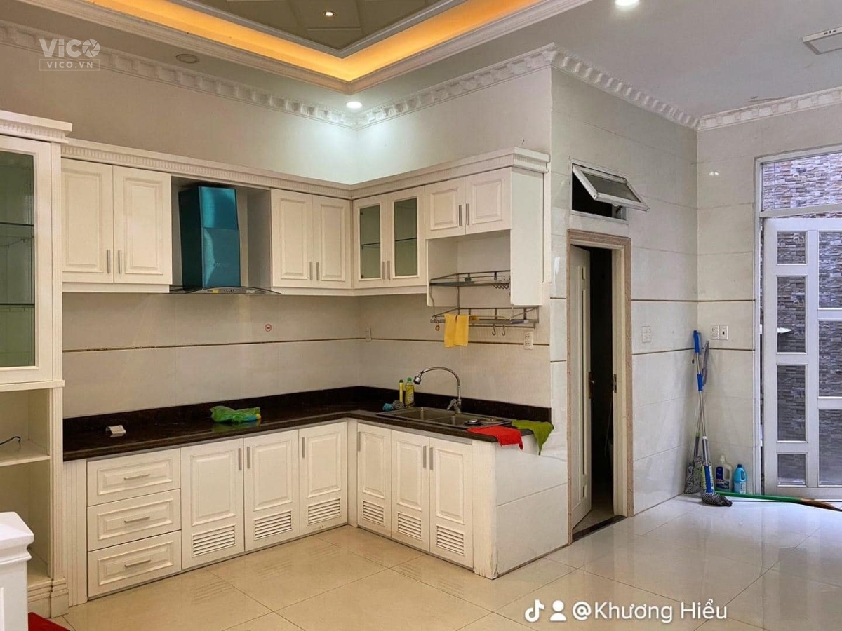 NHÀ 2 MẶT TIỀN, LẠC LONG QUÂN, NGỘP NGÂN HÀNG, 5 TẦNG, 54m2, GIẢM TỚI 500 TRIỆU
