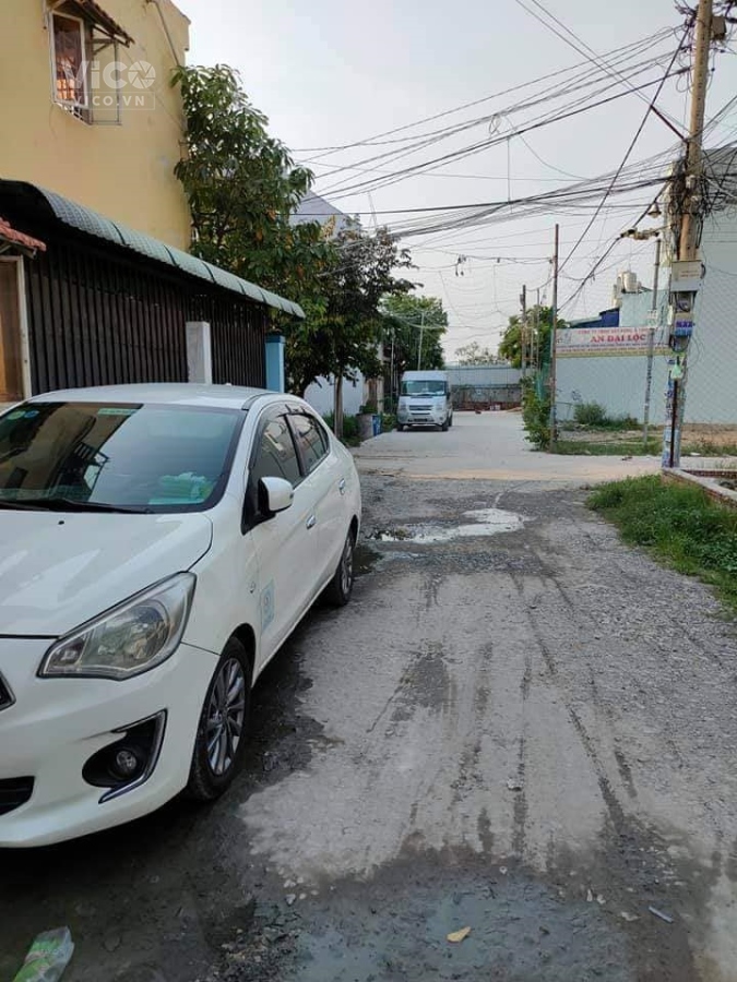 Nhà mới 5tầng,đường Tô Ký Hóc Môn chỉ 5tỷxxx