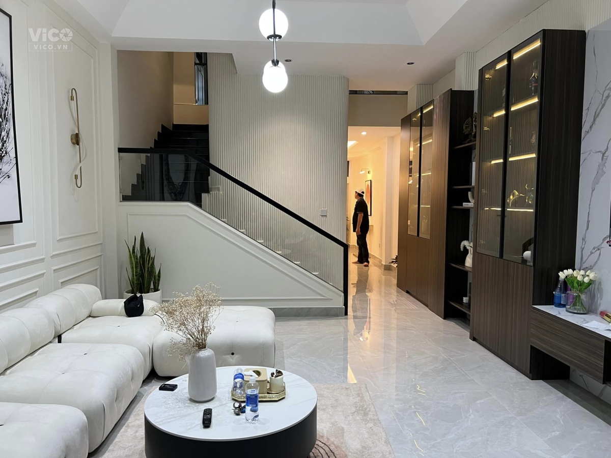 Bán nhà Phan Huy Íchhẻm xe hơi ngang 4.5mnội thất cao cấp tặng toàn bộ hệ thống smark home