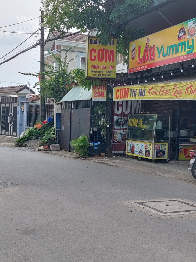 Nhà 3 tầng hẻm xe tải né nhau, nhà mới, sát mặt tiền Lê Văn Khương, giá 6,xx tỷ