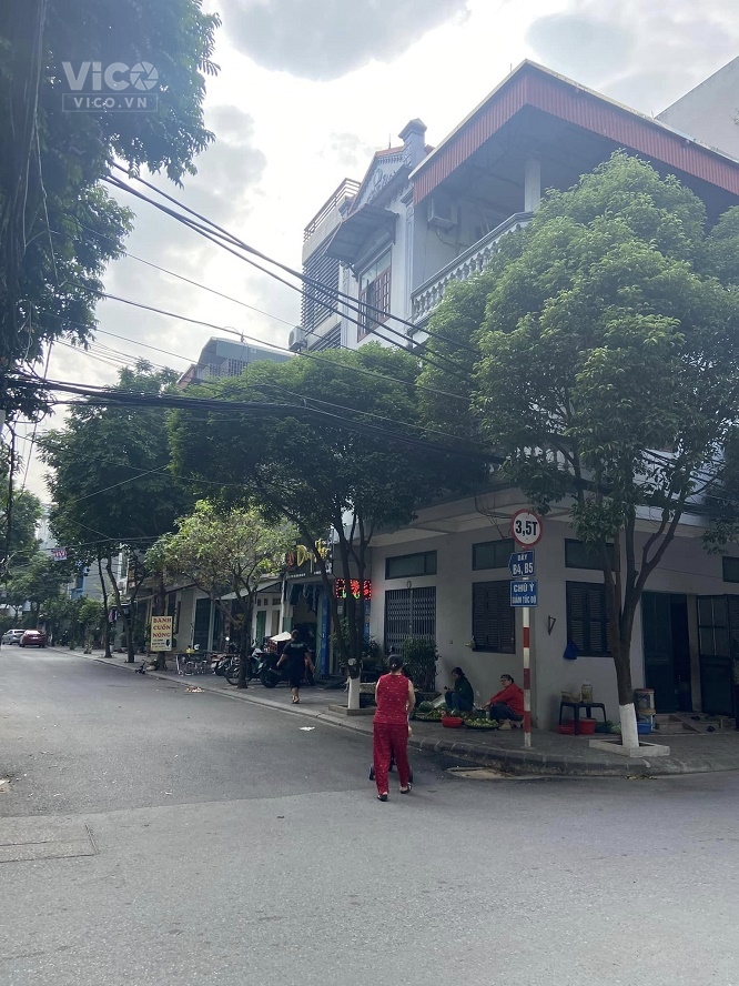 CẦN BÁN GẤP 1500M2 TẠI PHƯỜNG 14 QUẬN 11, ĐƯỜNG 8M XE HƠI TRÁNH NHAU, GIÁ CHỈ 62TR/M2