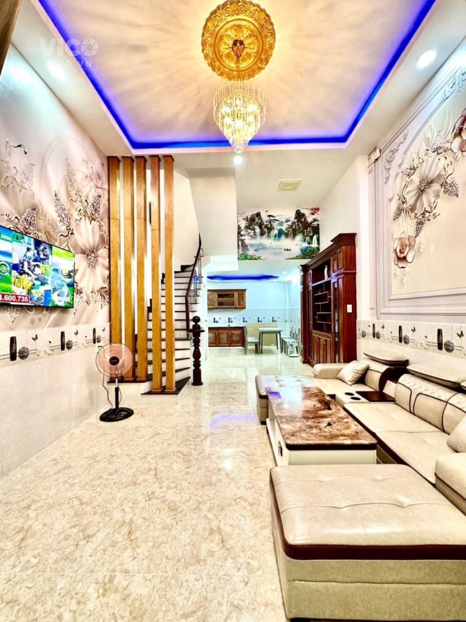 Bán nhà CMT8 P7 Tân Bình, 49m2 nở hậu, 3 tầng, hxh thông, giá 4,3 tỷ TL