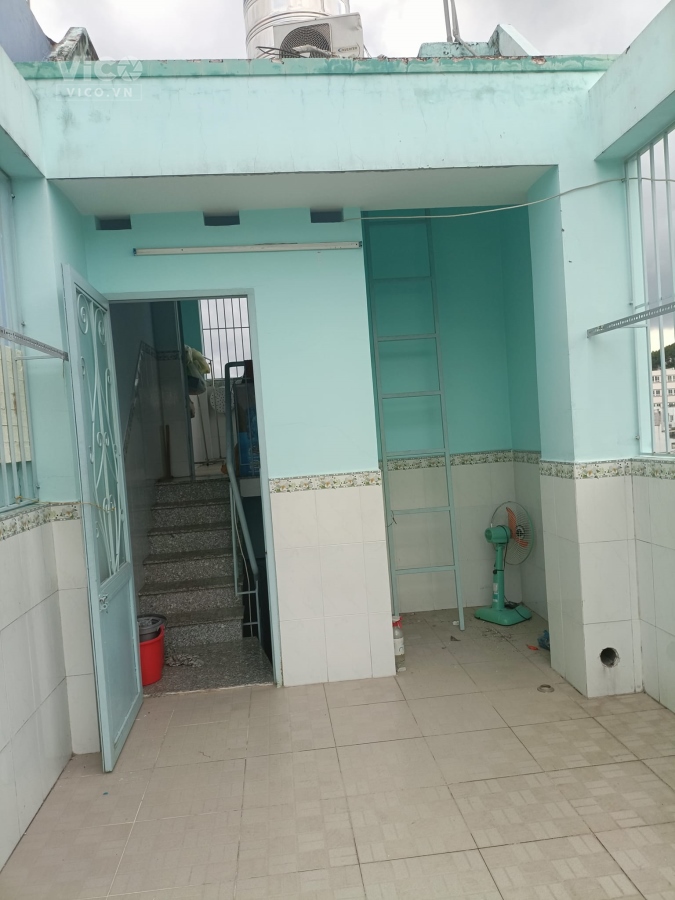 BÁN NHÀ NGAY CHỢ BÀ CHIỂU, BÌNH THẠNH, HXH 5 TẦNG BTCT 7 PHÒNG CHO THUÊ. DÒNG TIỀN GẦN 30 TRIỆU
